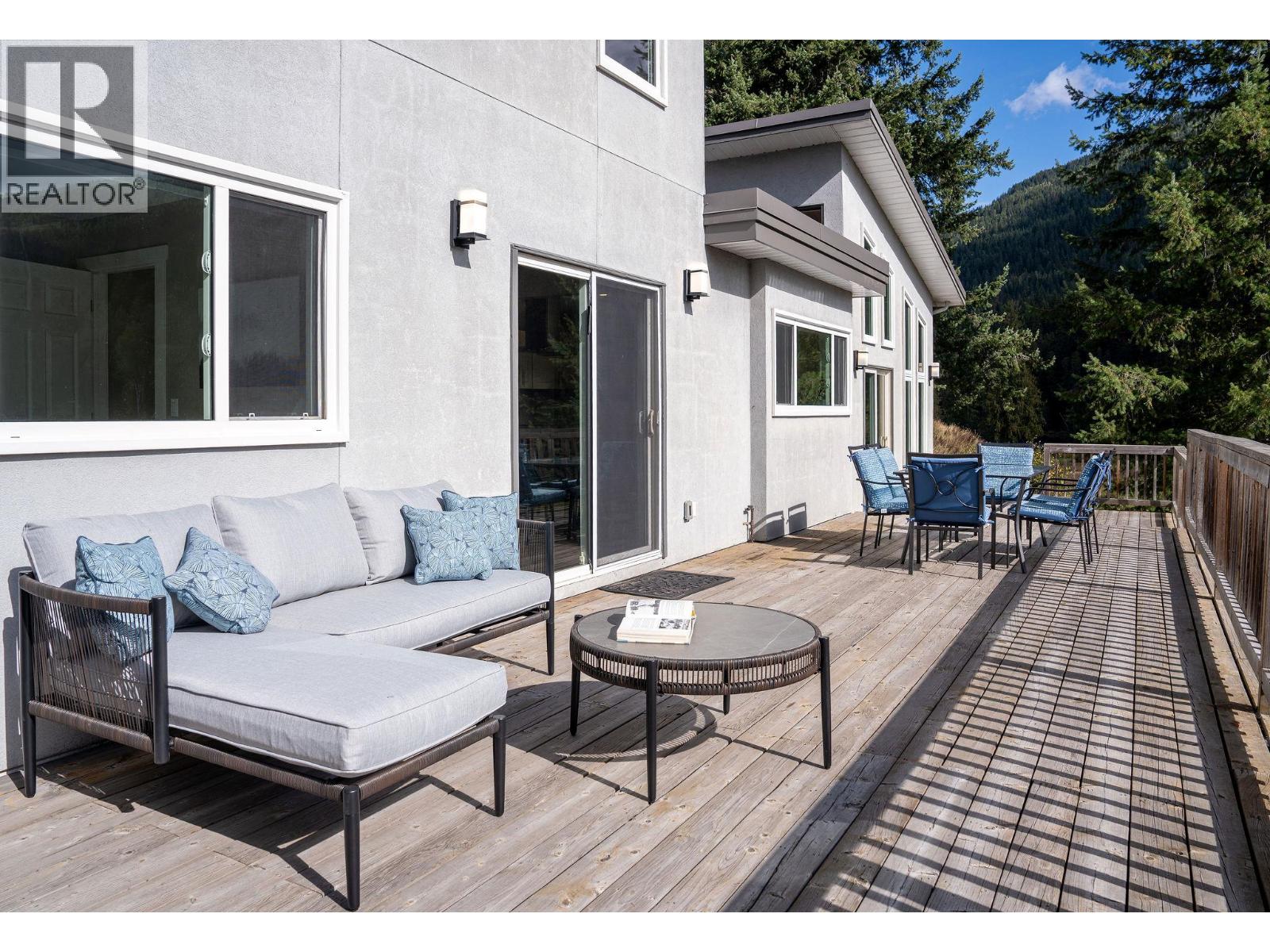 2626 Airport Way, Revelstoke