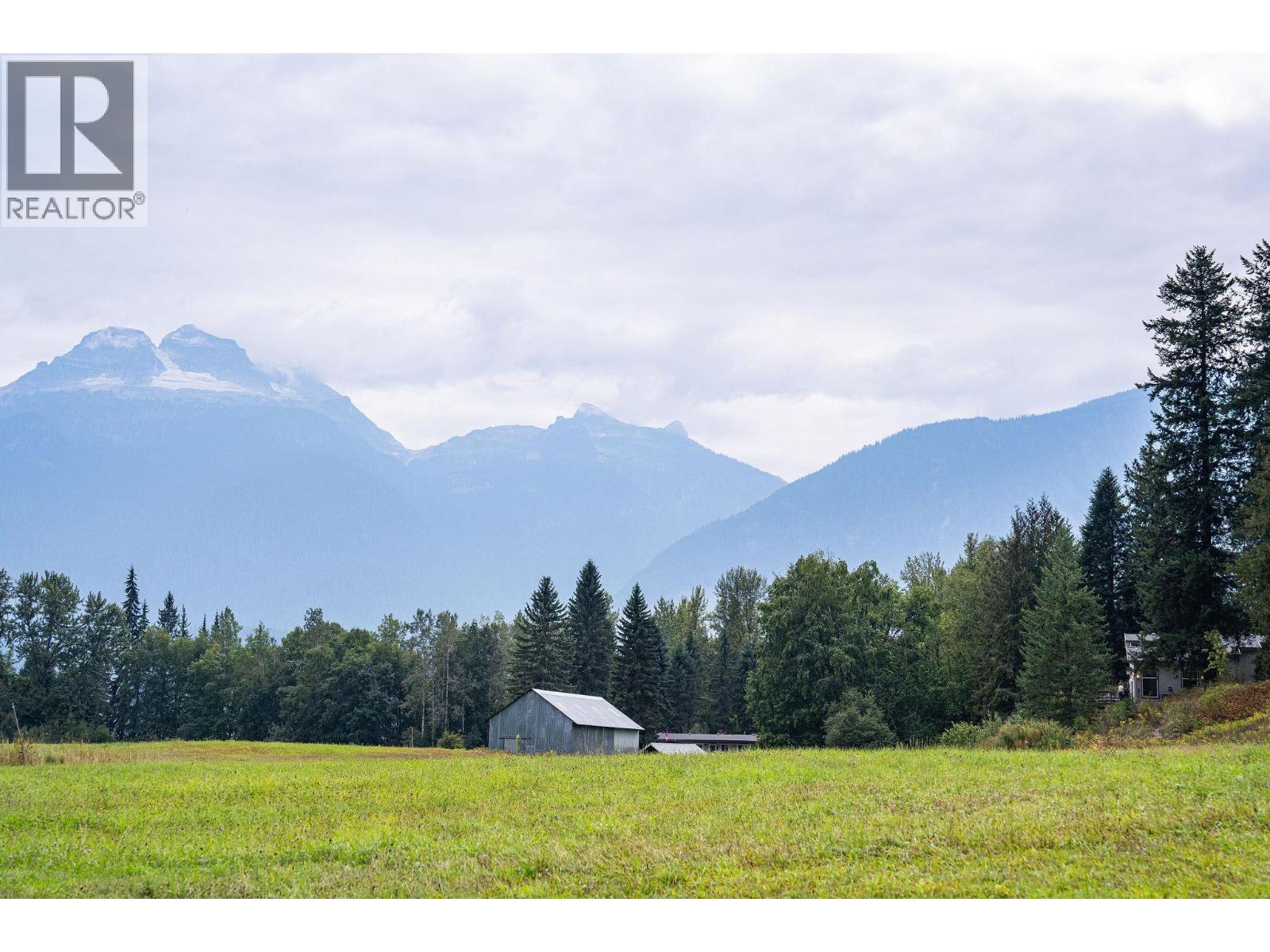 2626 Airport Way, Revelstoke