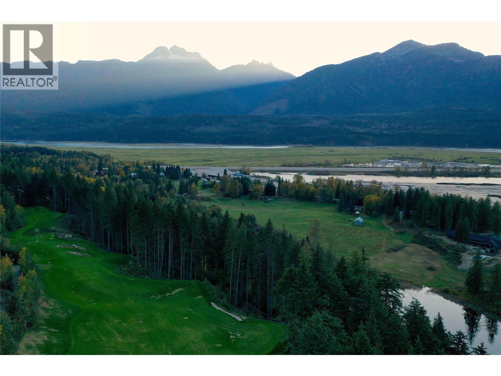 2626 Airport Way, Revelstoke