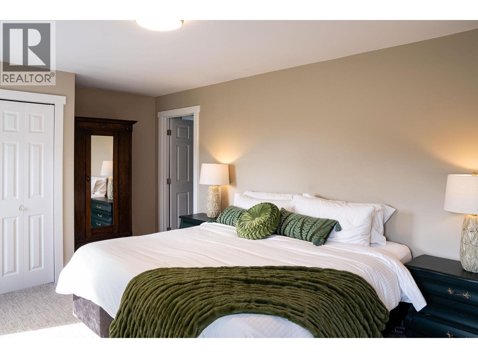 2626 Airport Way, Revelstoke