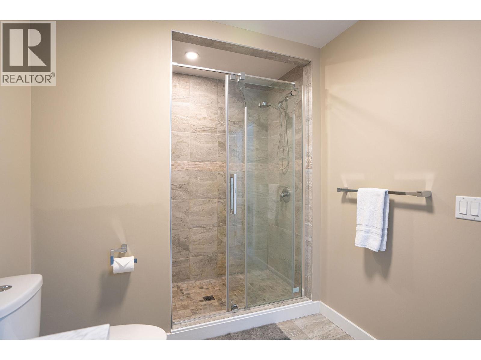 2626 Airport Way, Revelstoke