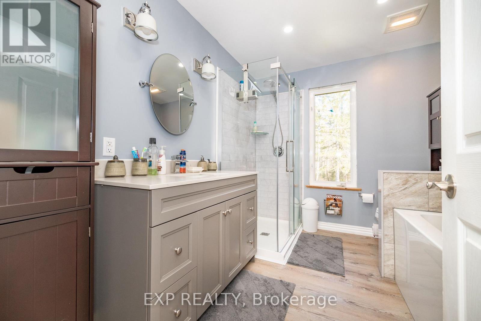 5490 LOOP ROAD - 23