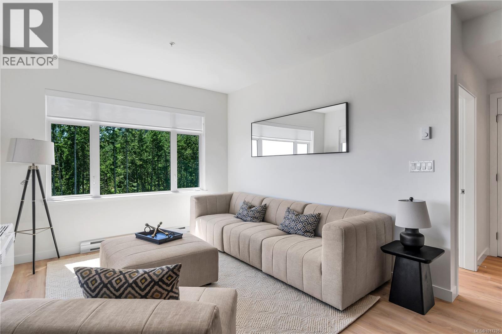 104 2000 West Park Lane, View Royal