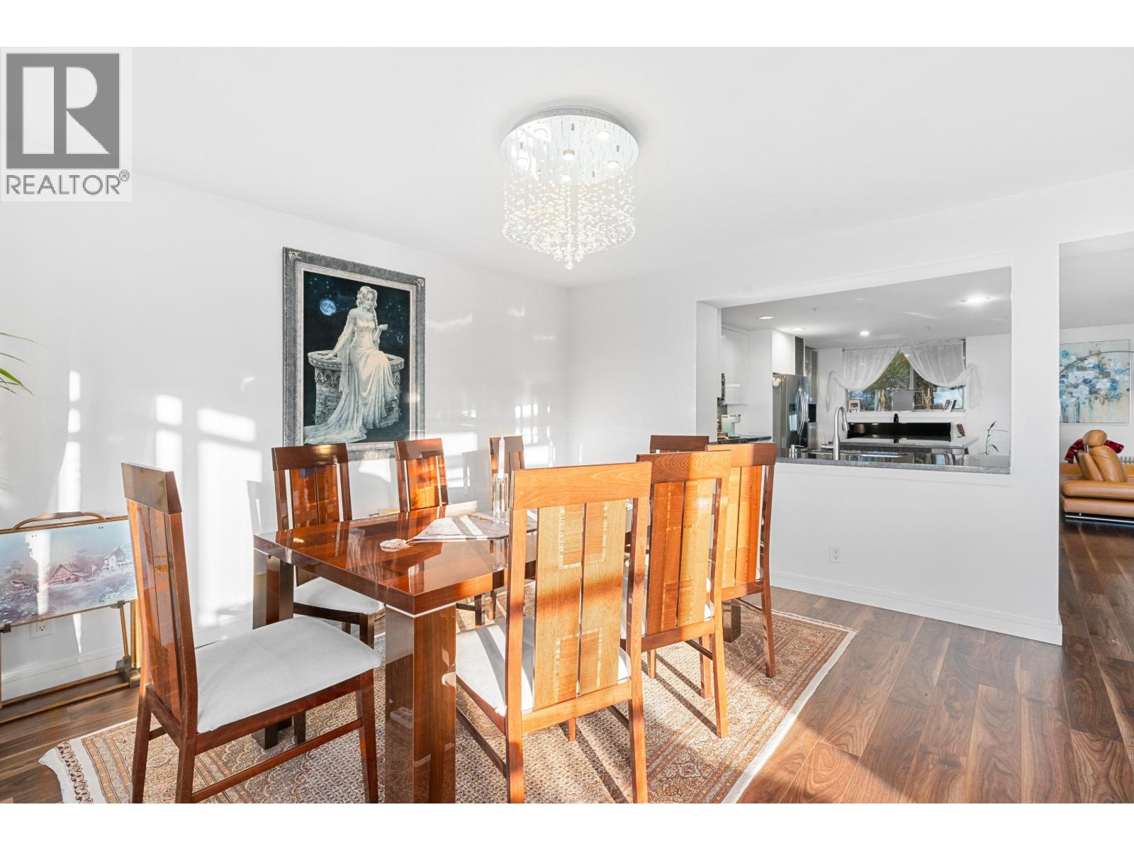 8534 SEASCAPE COURT, West Vancouver