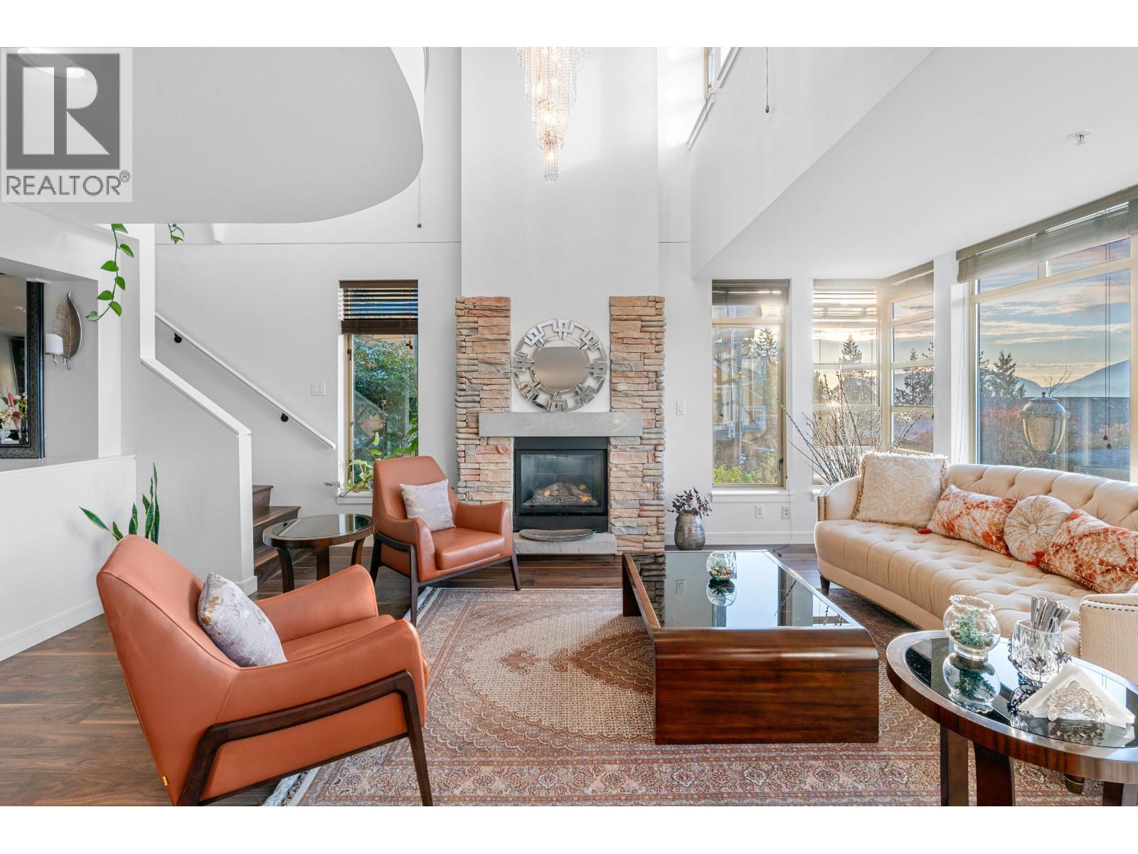 8534 SEASCAPE COURT, West Vancouver