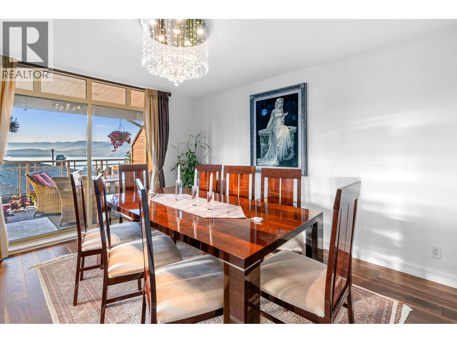 8534 SEASCAPE COURT, West Vancouver