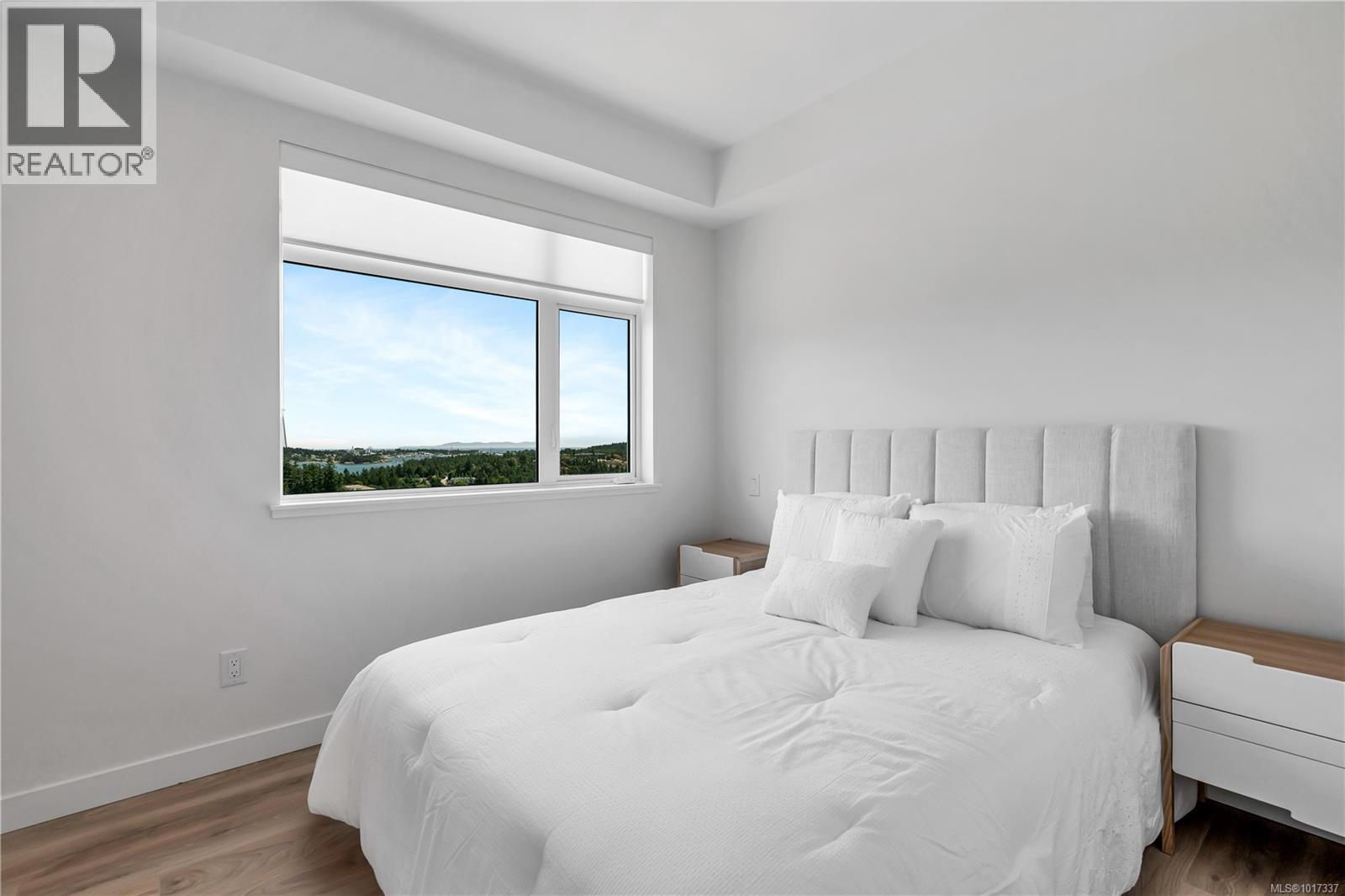 401 2000 West Park Lane, View Royal