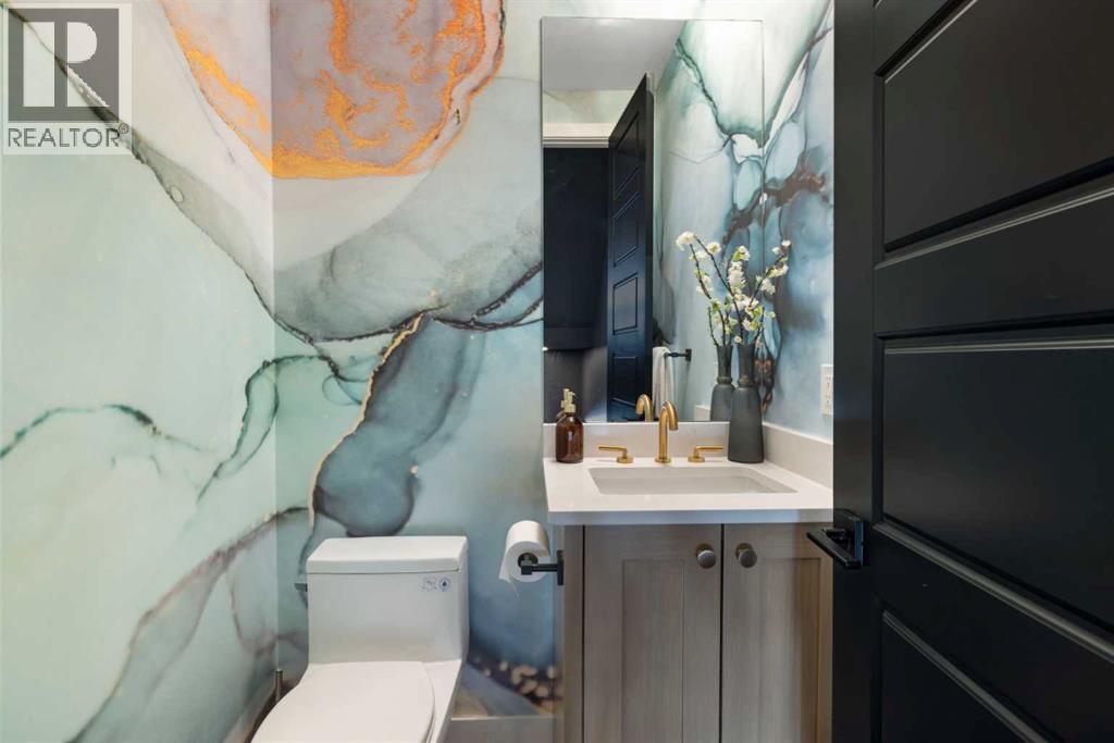 Single Family House for Sale in   Avenue SW South Calgary Calgary 