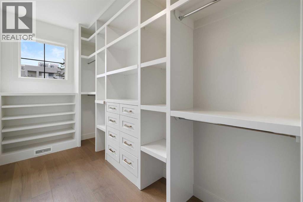 Single Family House for Sale in   Avenue SW South Calgary Calgary 