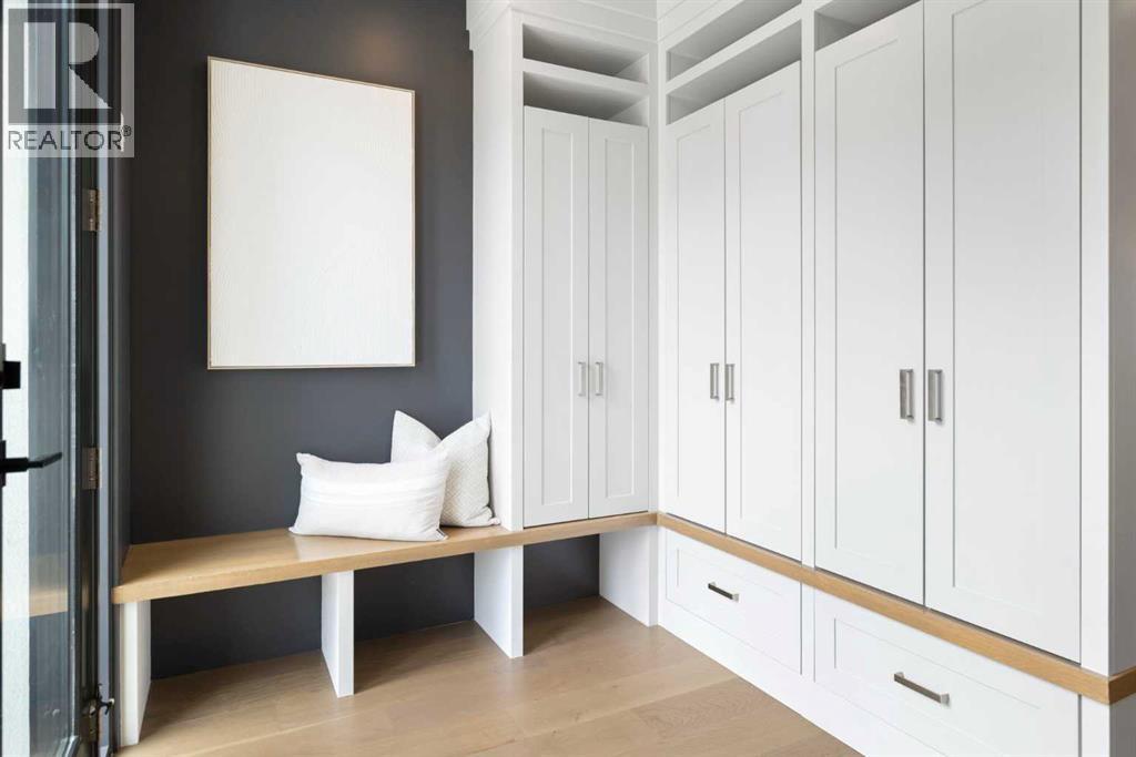 Single Family House for Sale in   Avenue SW South Calgary Calgary 