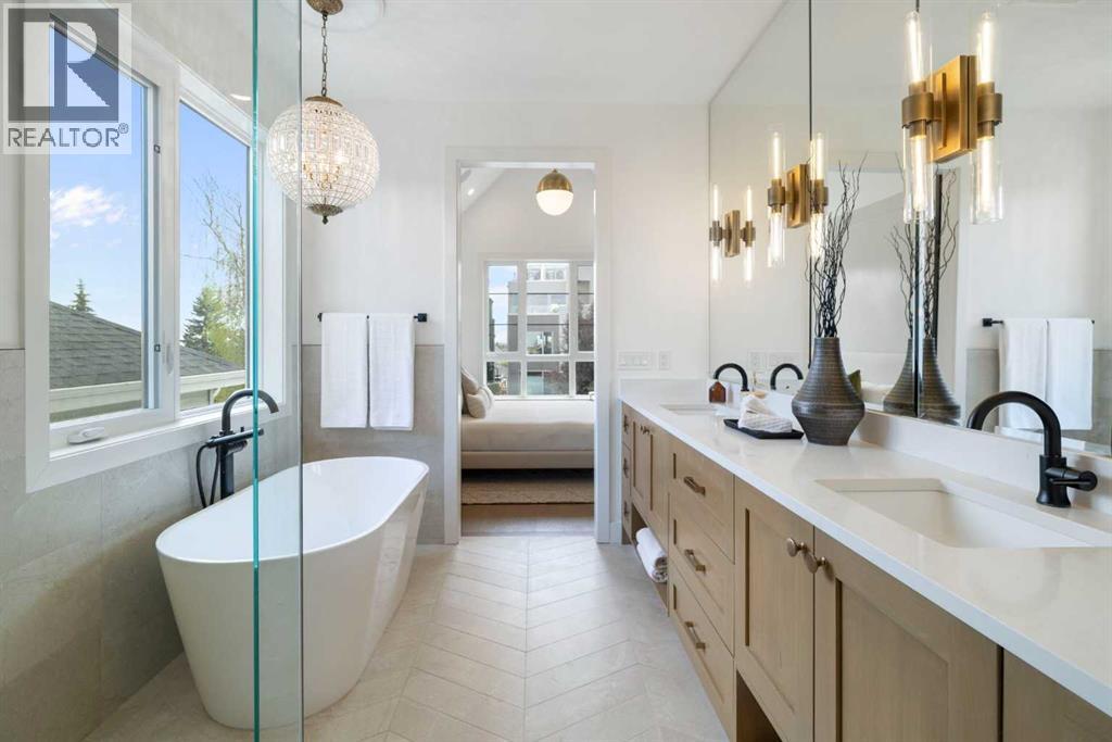 Single Family House for Sale in   Avenue SW South Calgary Calgary 