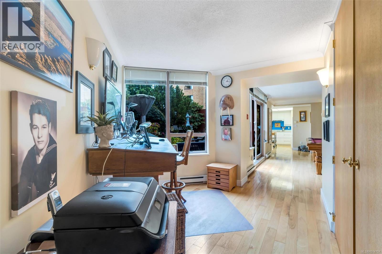 105 636 Montreal Street, Victoria
