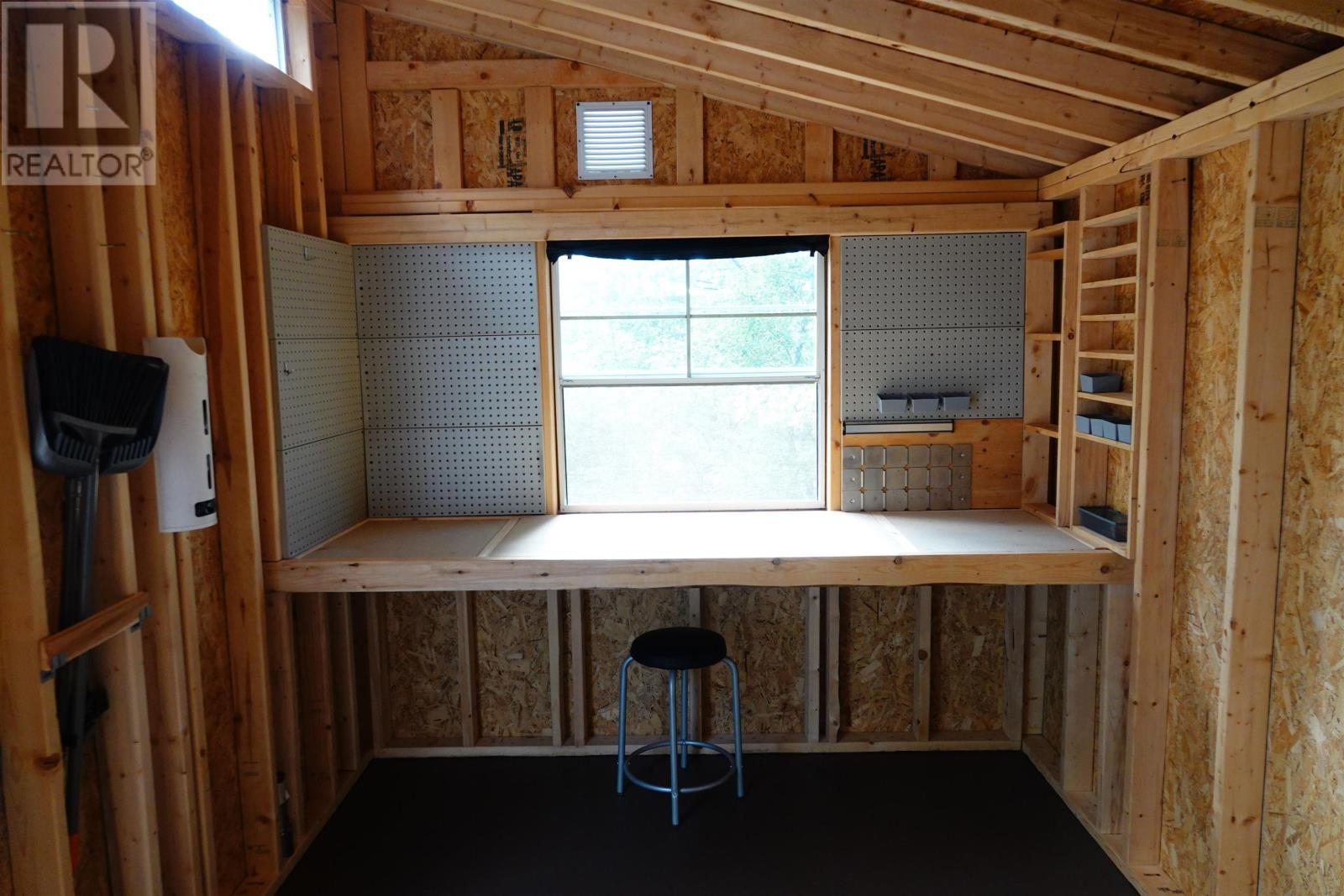 Property 17 of 43 of 287 Long Lake Road