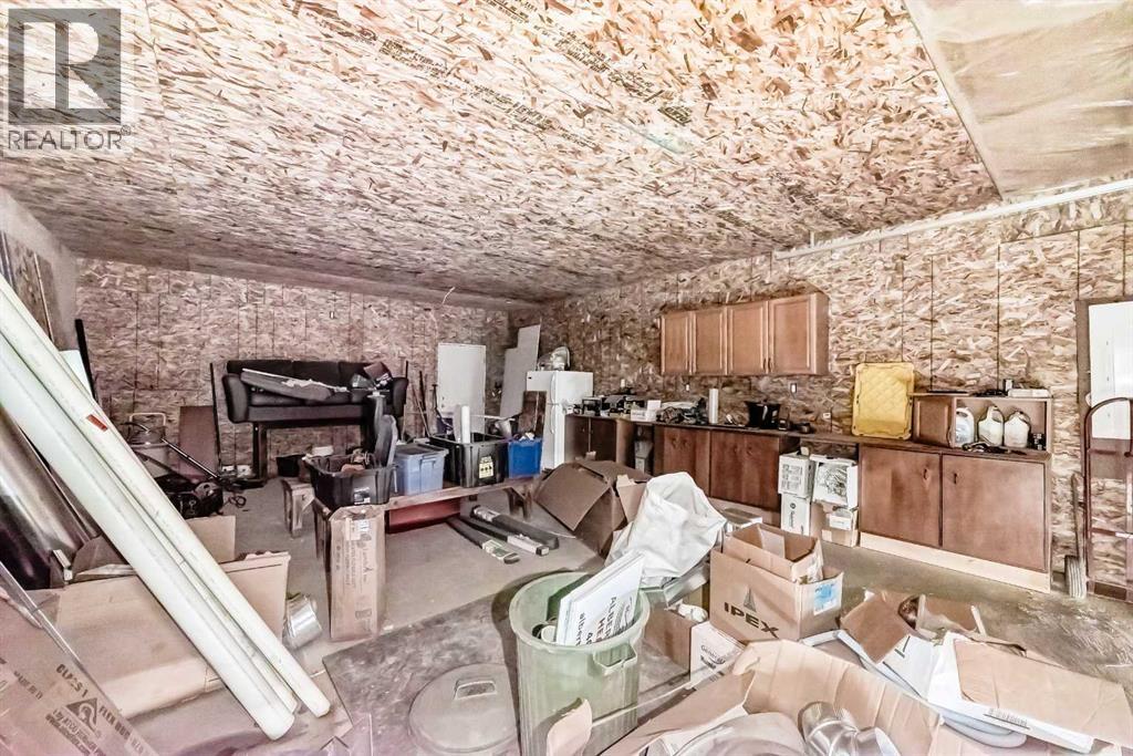 Single Family House Bi-level for Sale in   Avenue NW Bowness Calgary 