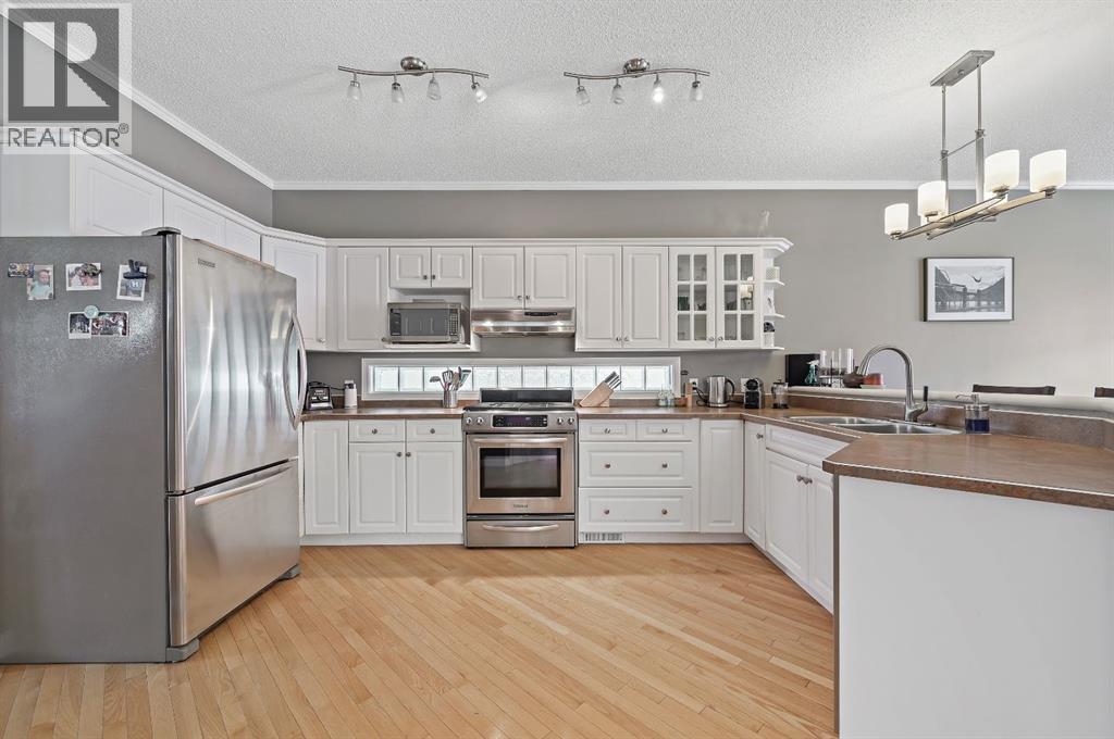 Single Family House for Sale in   Avenue SW Richmond Calgary 