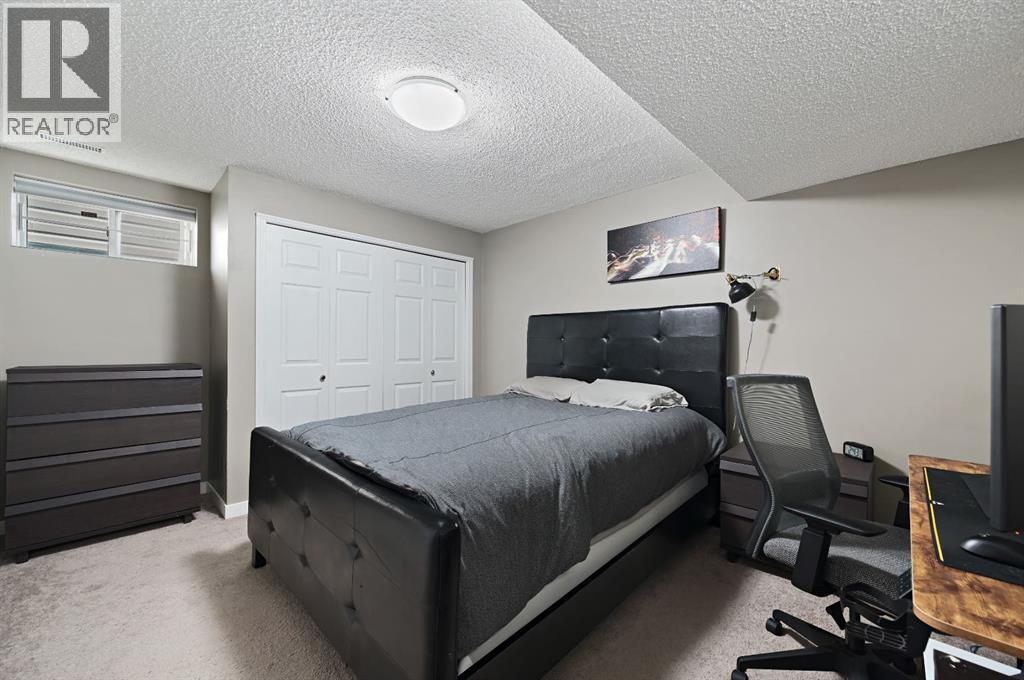 Single Family House for Sale in   Avenue SW Richmond Calgary 
