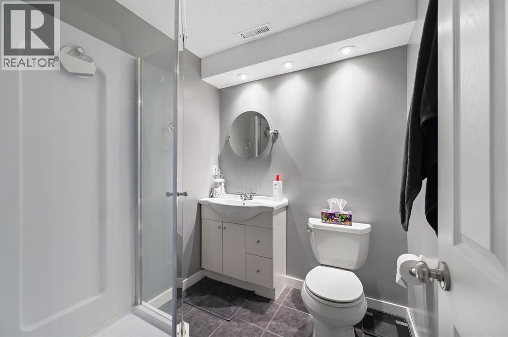 Single Family House for Sale in   Avenue SW Richmond Calgary 