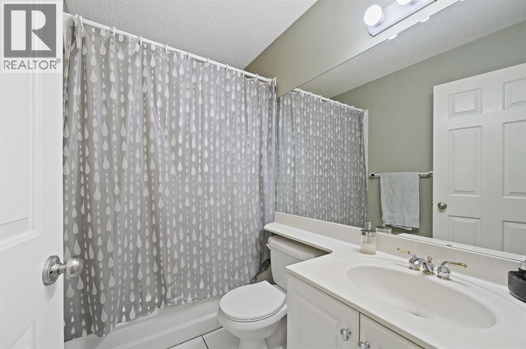 Single Family House for Sale in   Avenue SW Richmond Calgary 