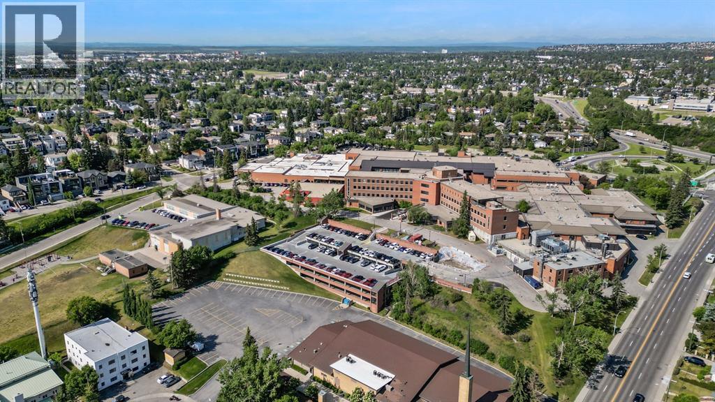 Single Family House for Sale in   Avenue SW Richmond Calgary 