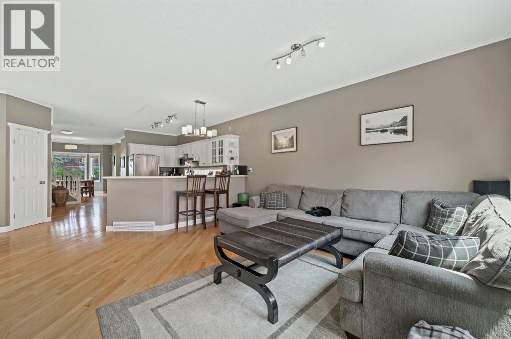 Single Family House for Sale in   Avenue SW Richmond Calgary 