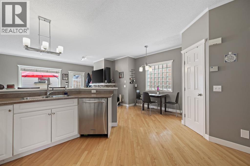 Single Family House for Sale in   Avenue SW Richmond Calgary 