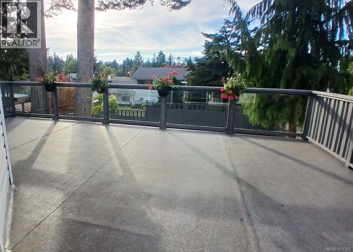 655 Totem Cres, Comox