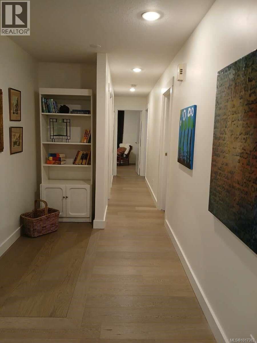 655 Totem Cres, Comox