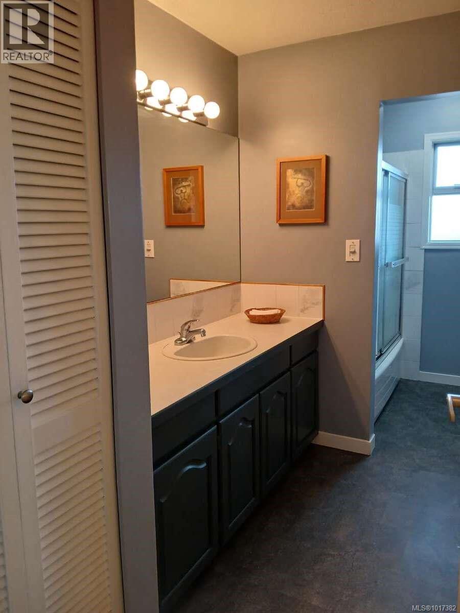 655 Totem Cres, Comox