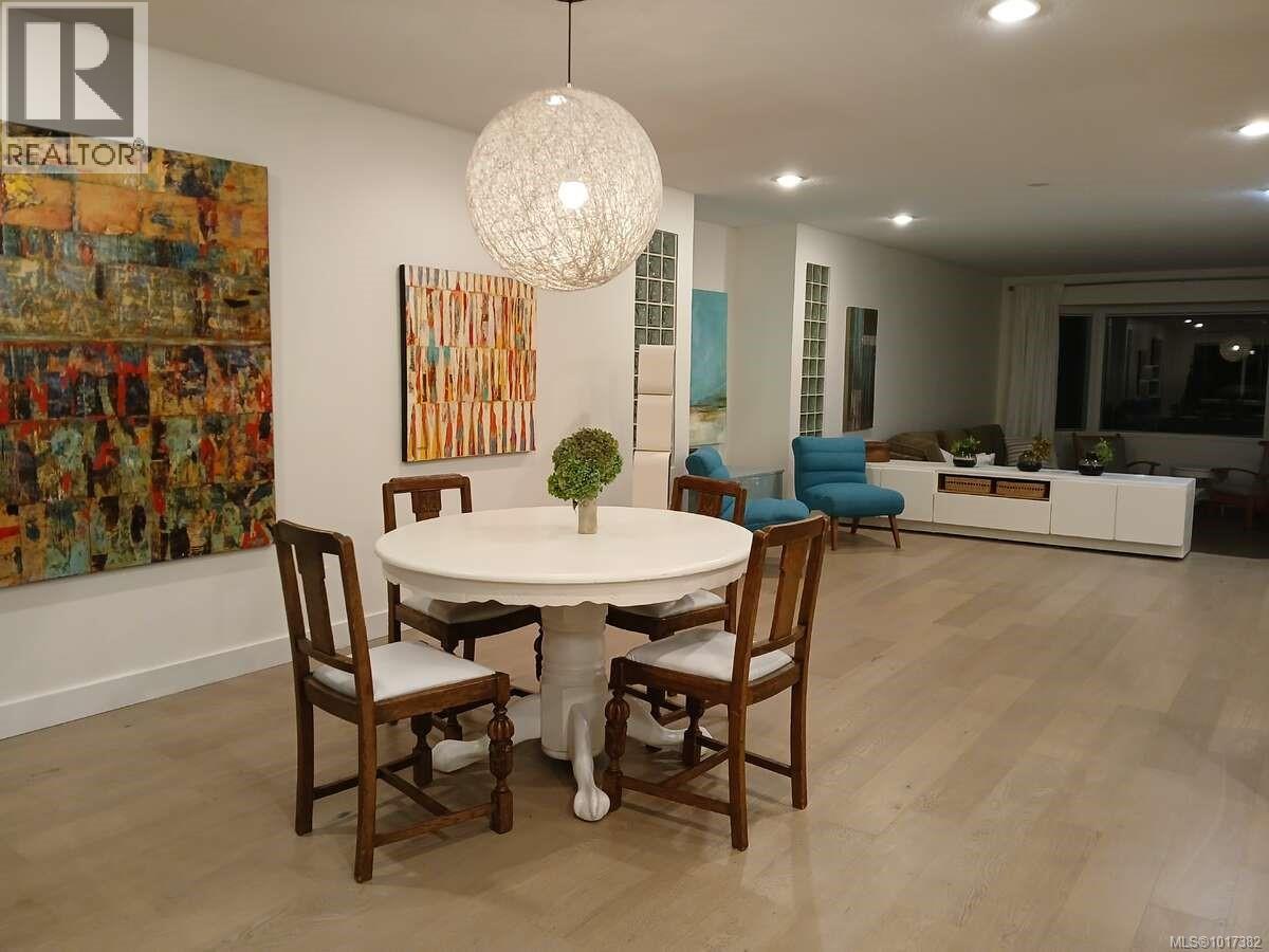 655 Totem Cres, Comox