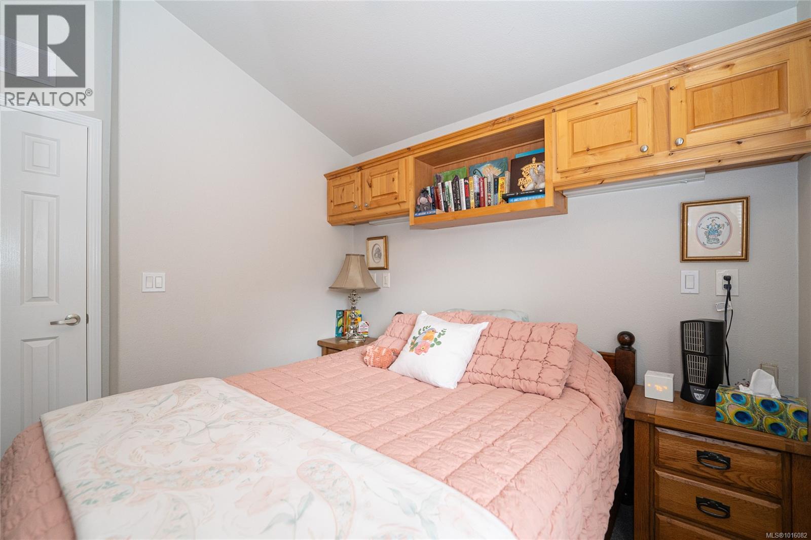 #350 3042 RIVER RD - 18