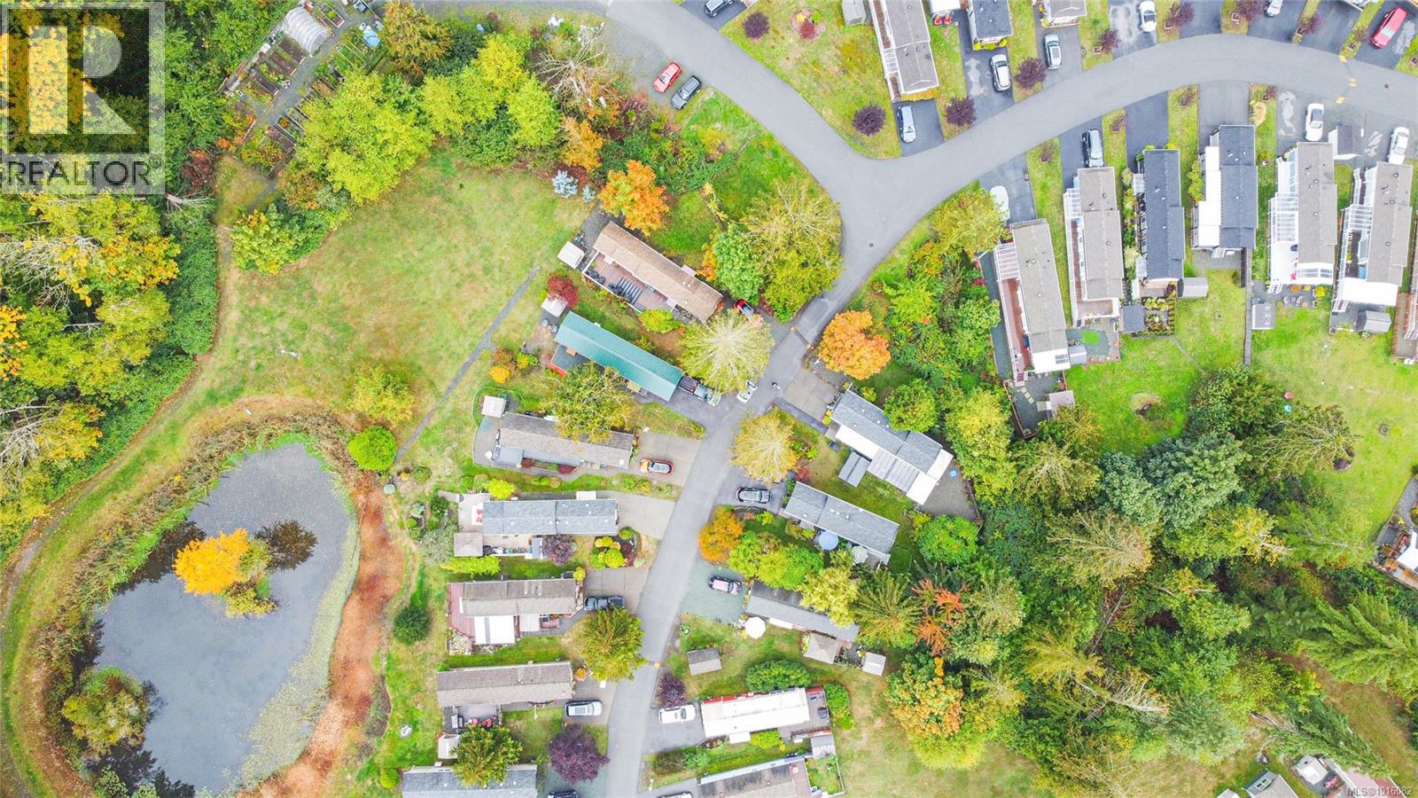 #350 3042 RIVER RD - 33