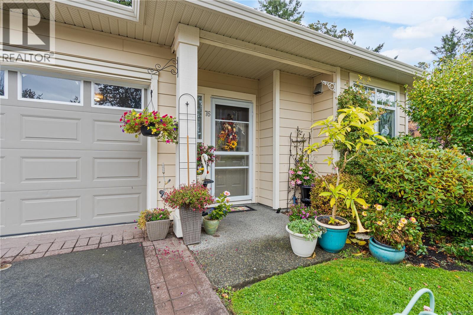 76 850 Parklands Drive, Esquimalt