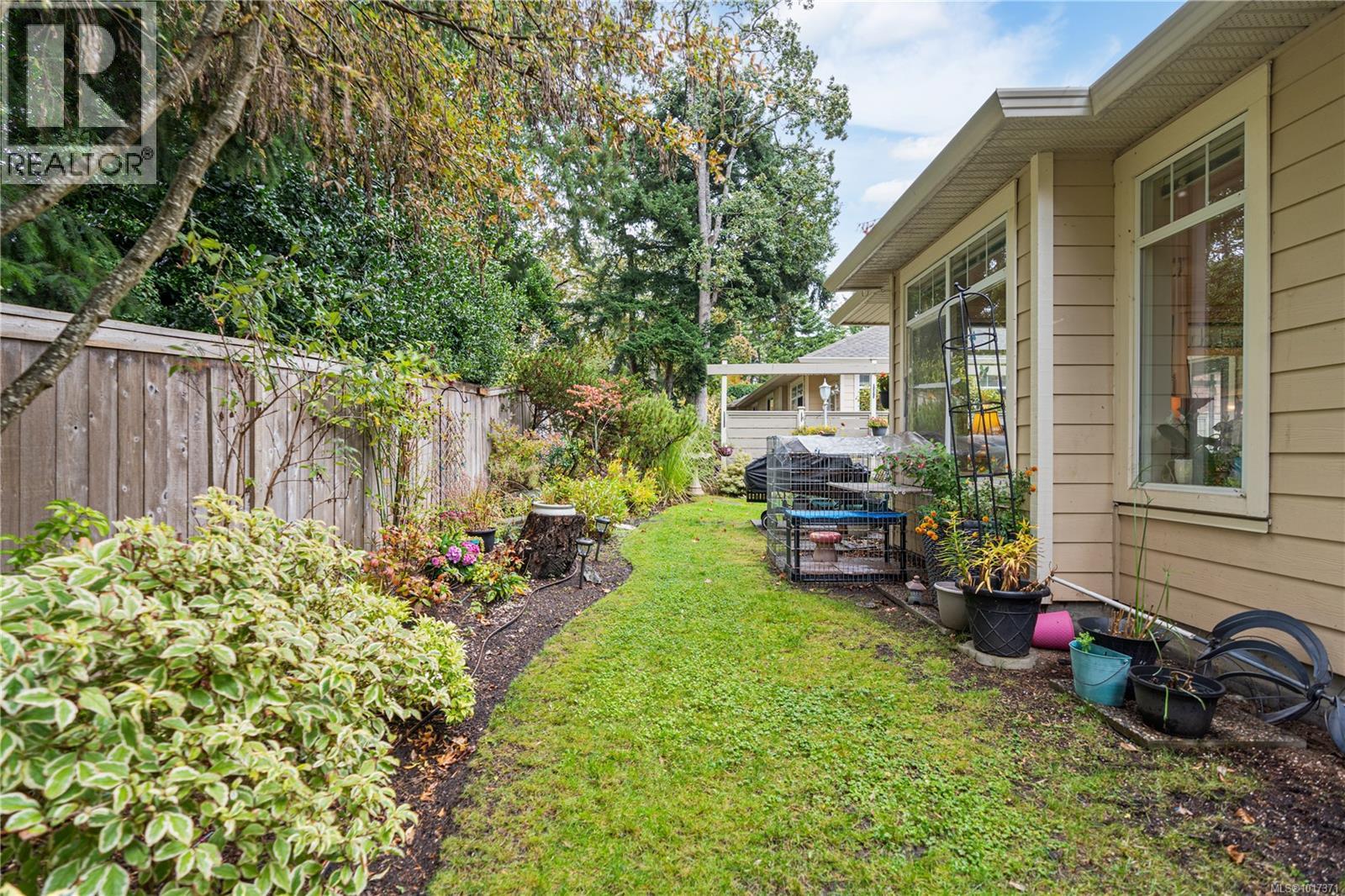 76 850 Parklands Drive, Esquimalt