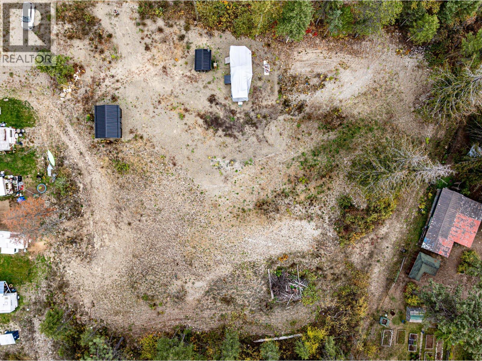 6072 Arnold Road, Salmo