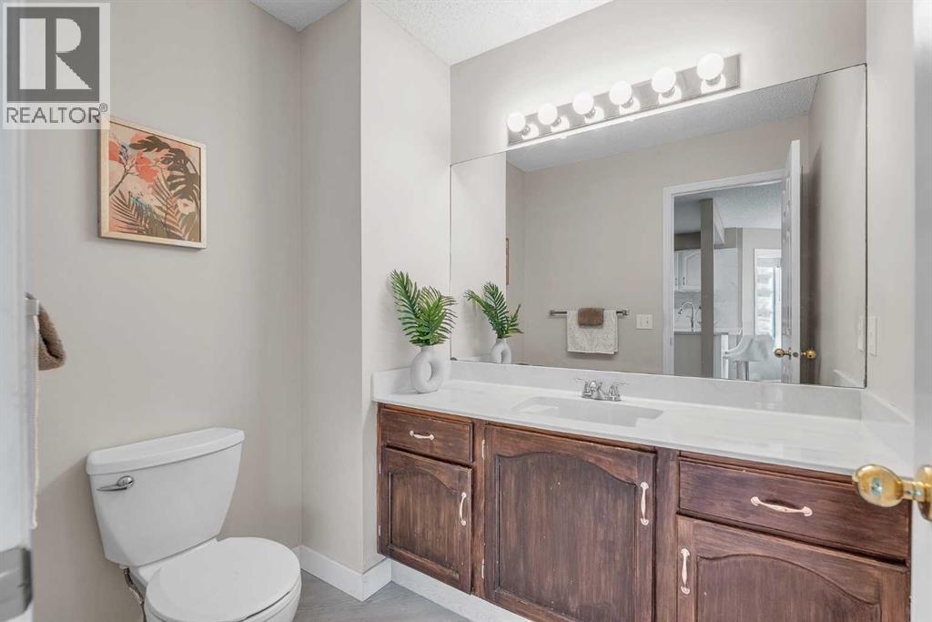 Single Family House for Sale in  Citadel Terrace NW Citadel Calgary 