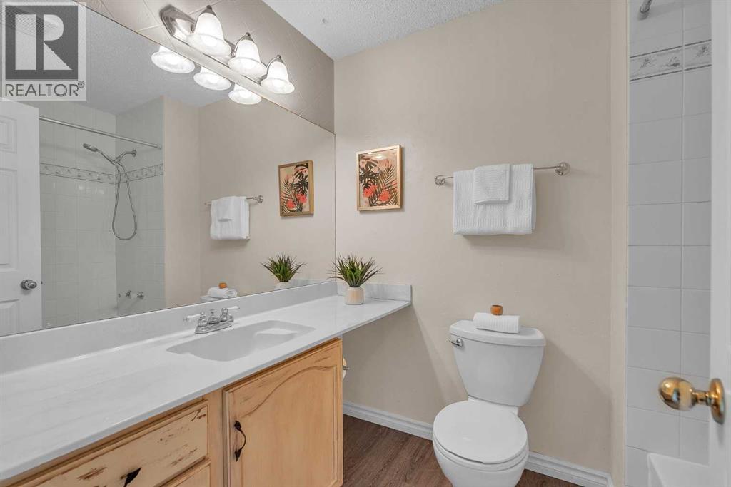 Single Family House for Sale in  Citadel Terrace NW Citadel Calgary 