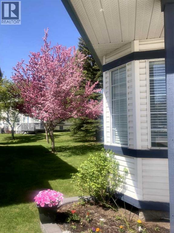 Single Family House for Sale in  Citadel Terrace NW Citadel Calgary 