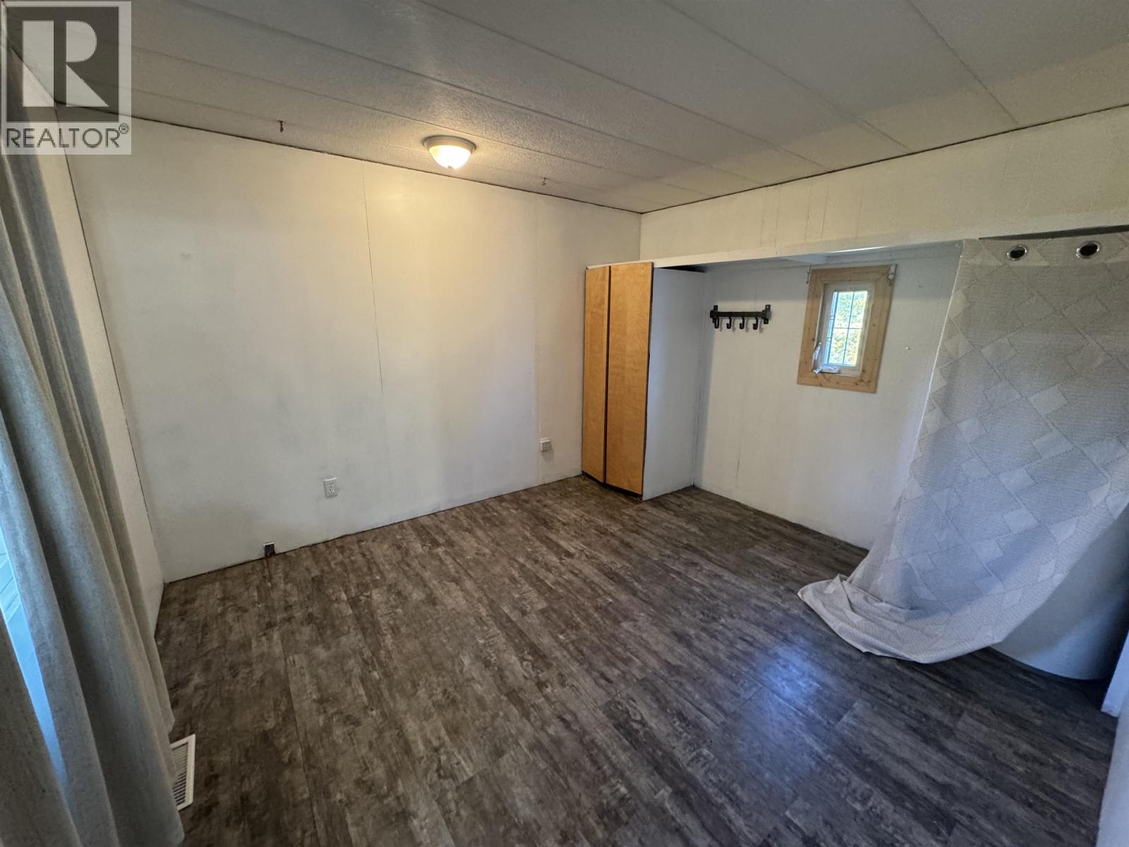 1460 7TH AVENUE, Valemount