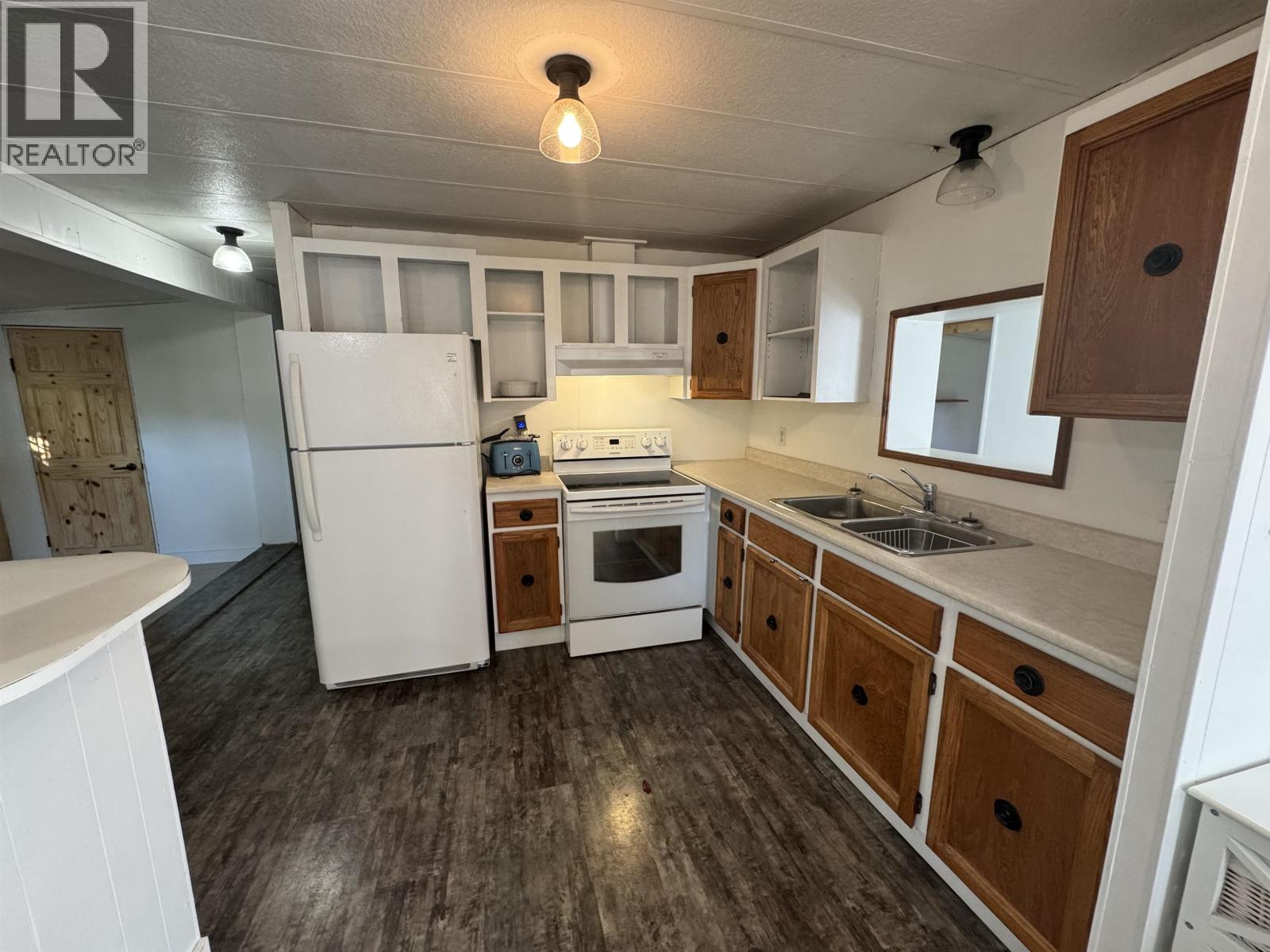 1460 7TH AVENUE - 5