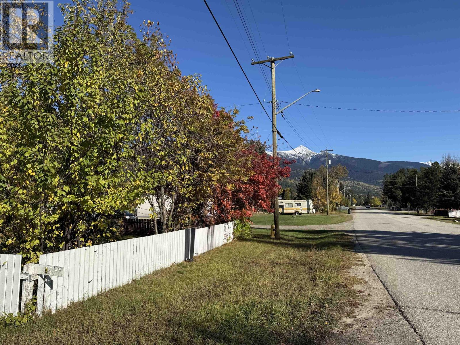 1460 7TH AVENUE - 28