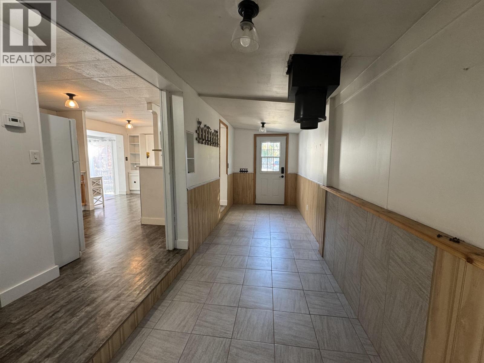 1460 7TH AVENUE, Valemount