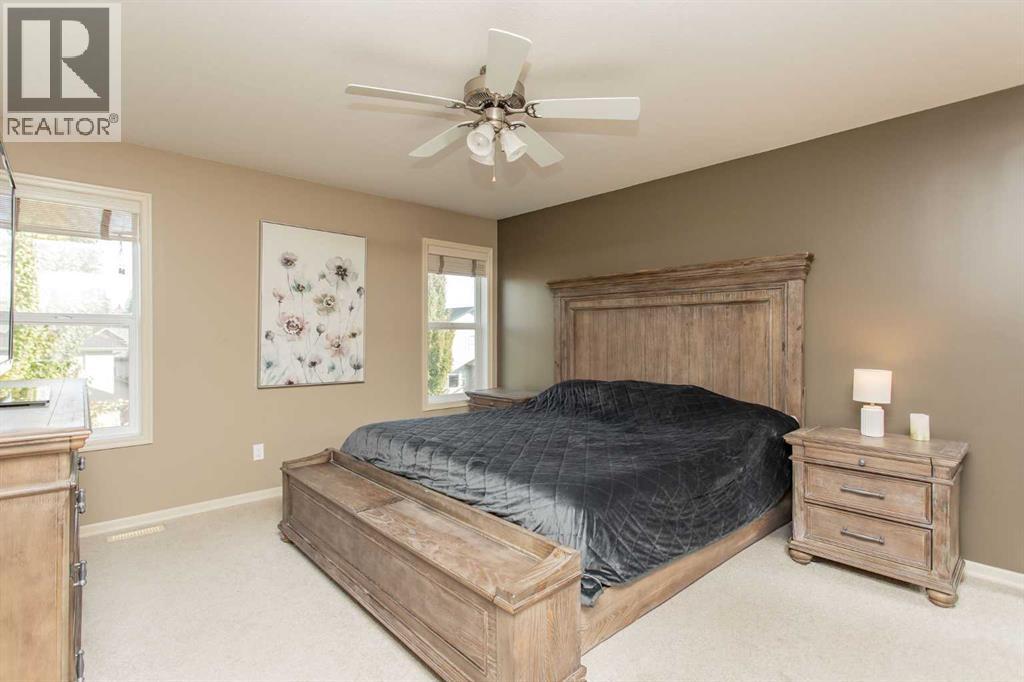 35 Woodrow Close, Red Deer