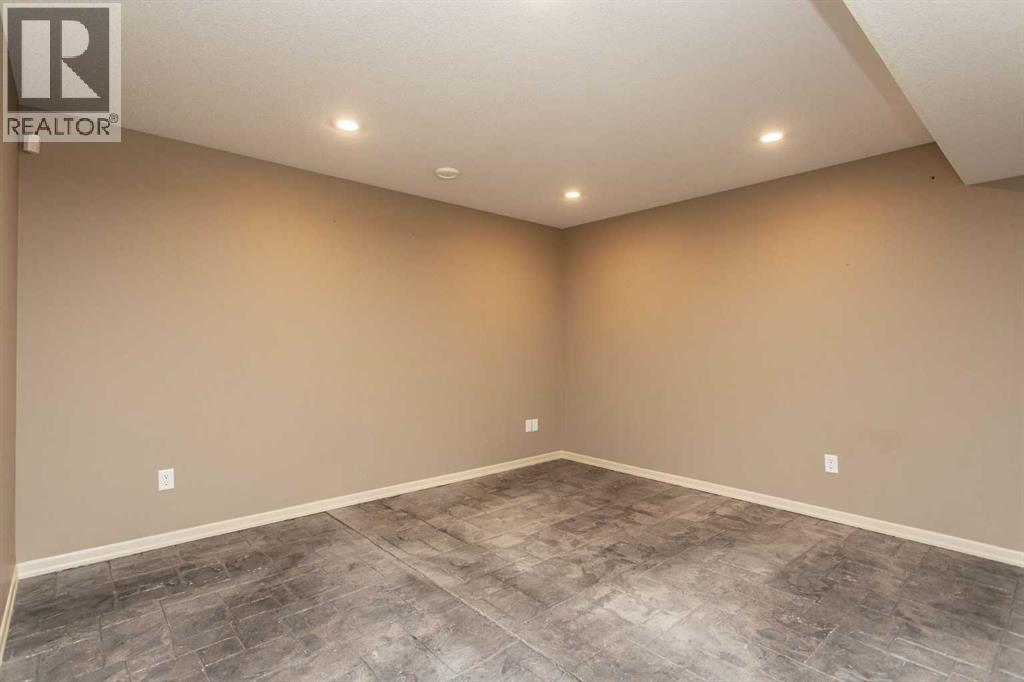 35 Woodrow Close, Red Deer