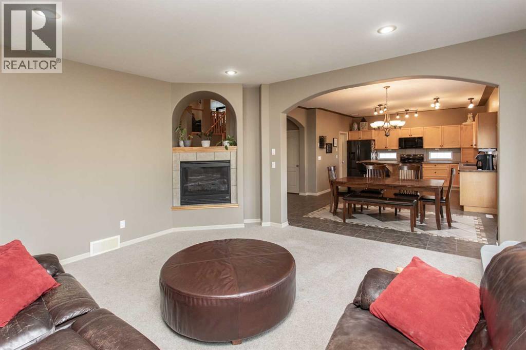 35 Woodrow Close, Red Deer