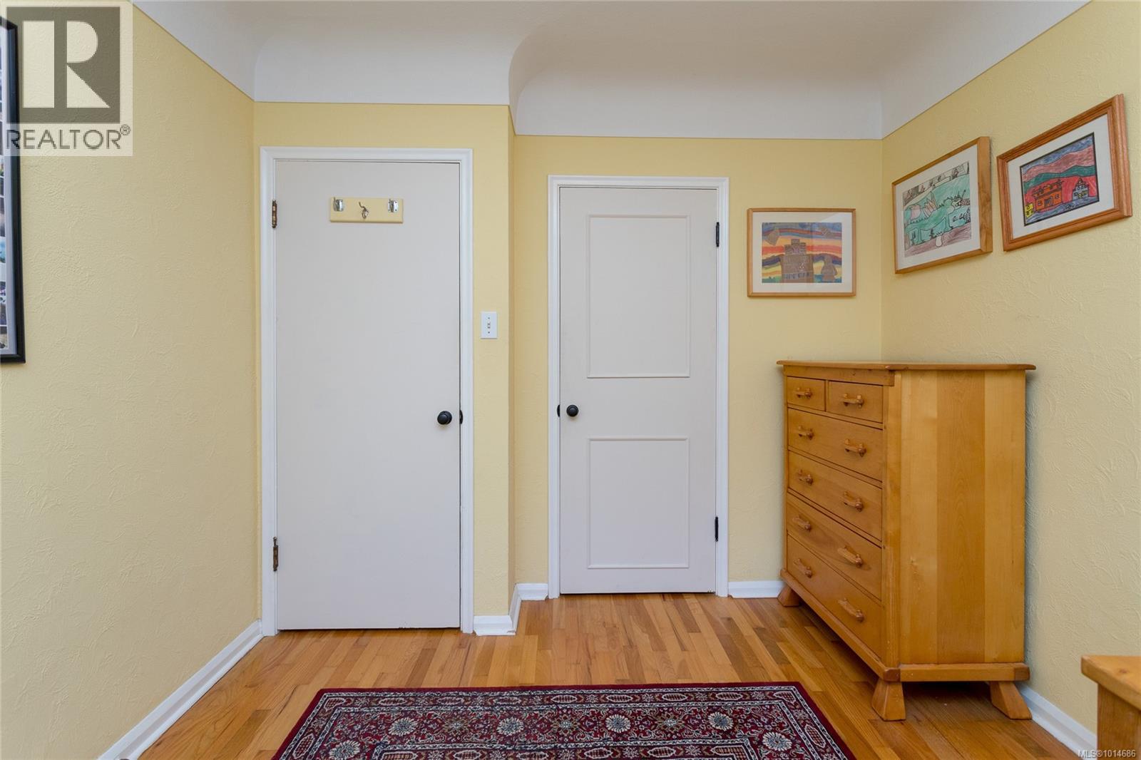 645 Baker St, Saanich