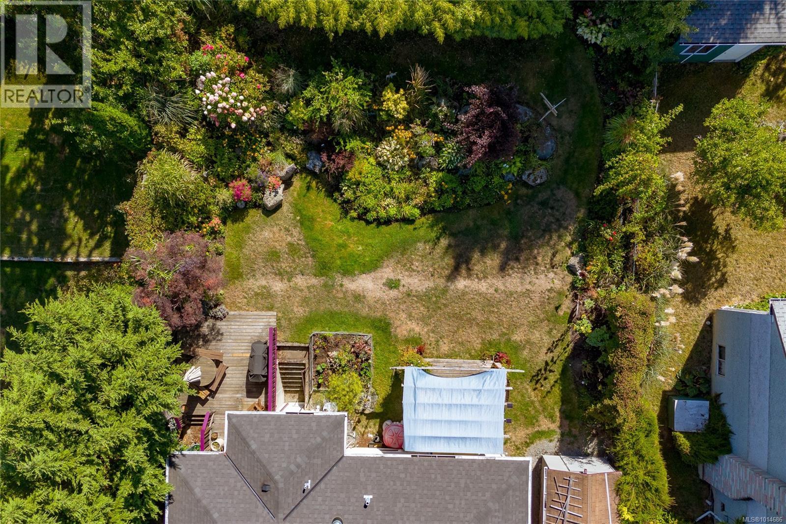 645 Baker St, Saanich