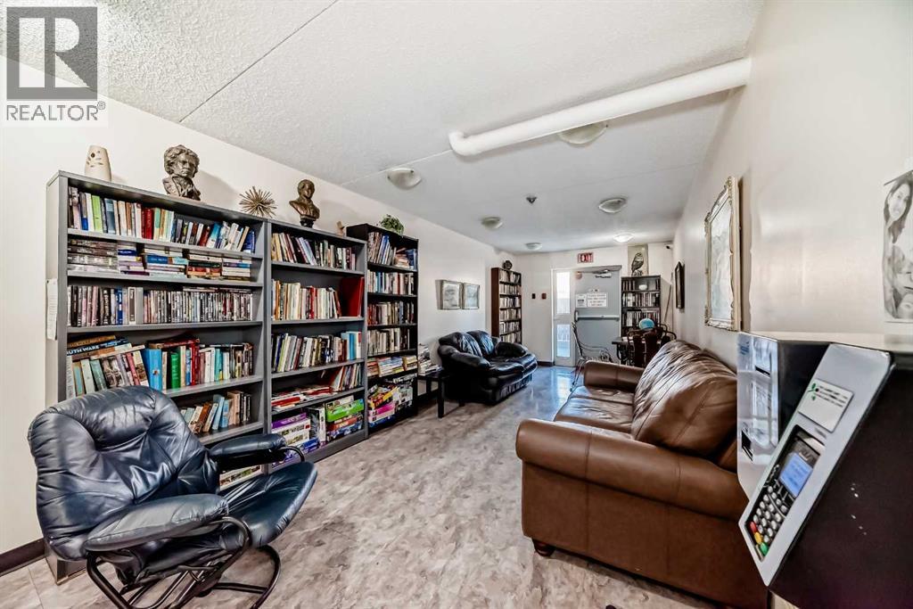 Single Family House for Sale in   Dalton Drive NW Dalhousie Calgary 