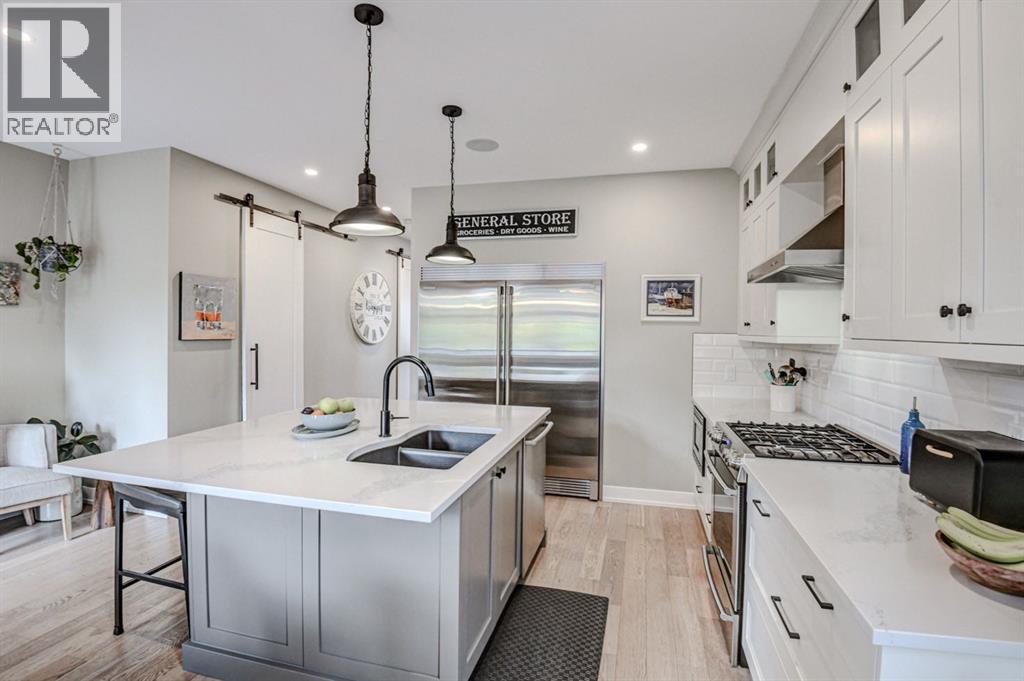Single Family House for Sale in   Avenue SW Altadore Calgary 