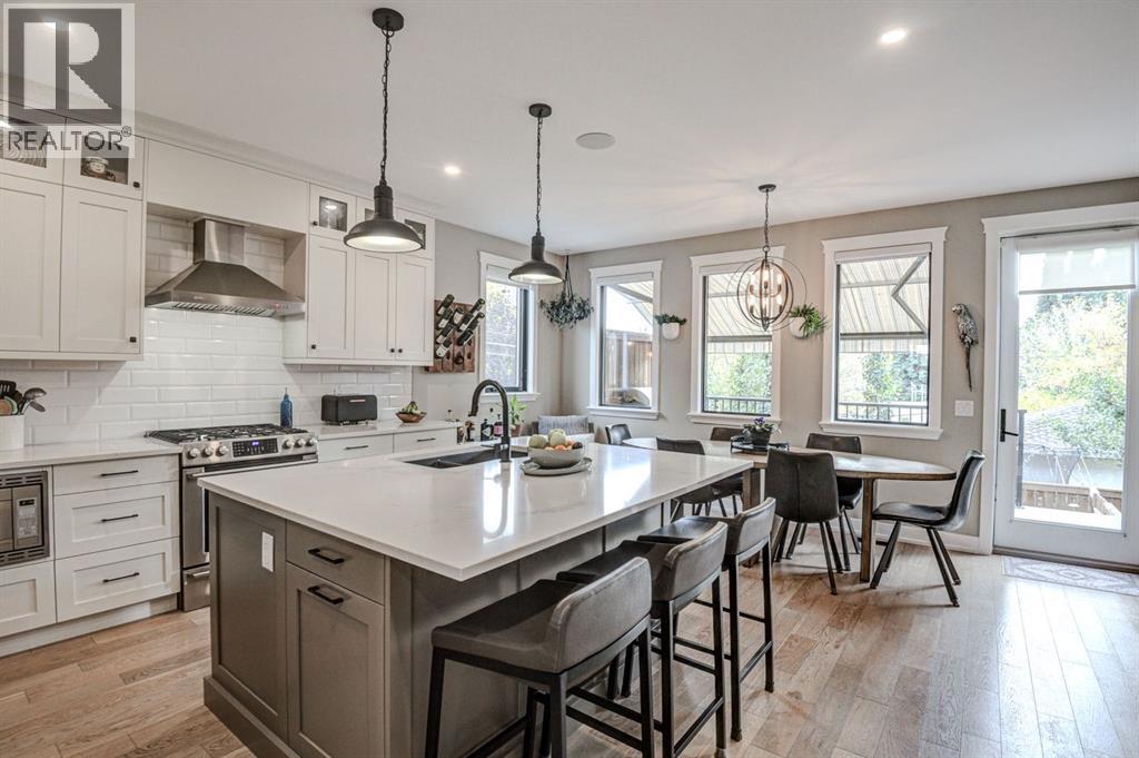 Single Family House for Sale in   Avenue SW Altadore Calgary 
