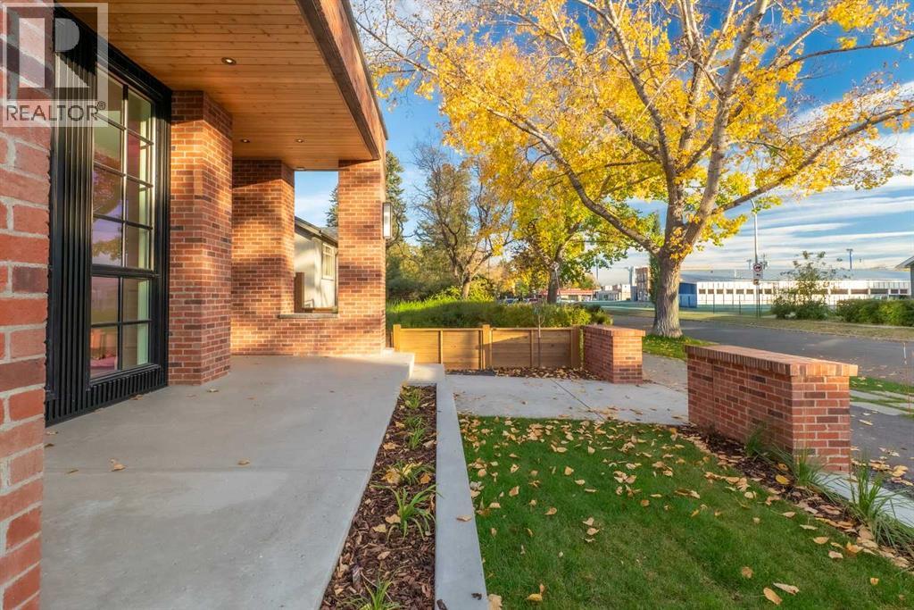 Single Family House for Sale in   Avenue SE Inglewood Calgary 
